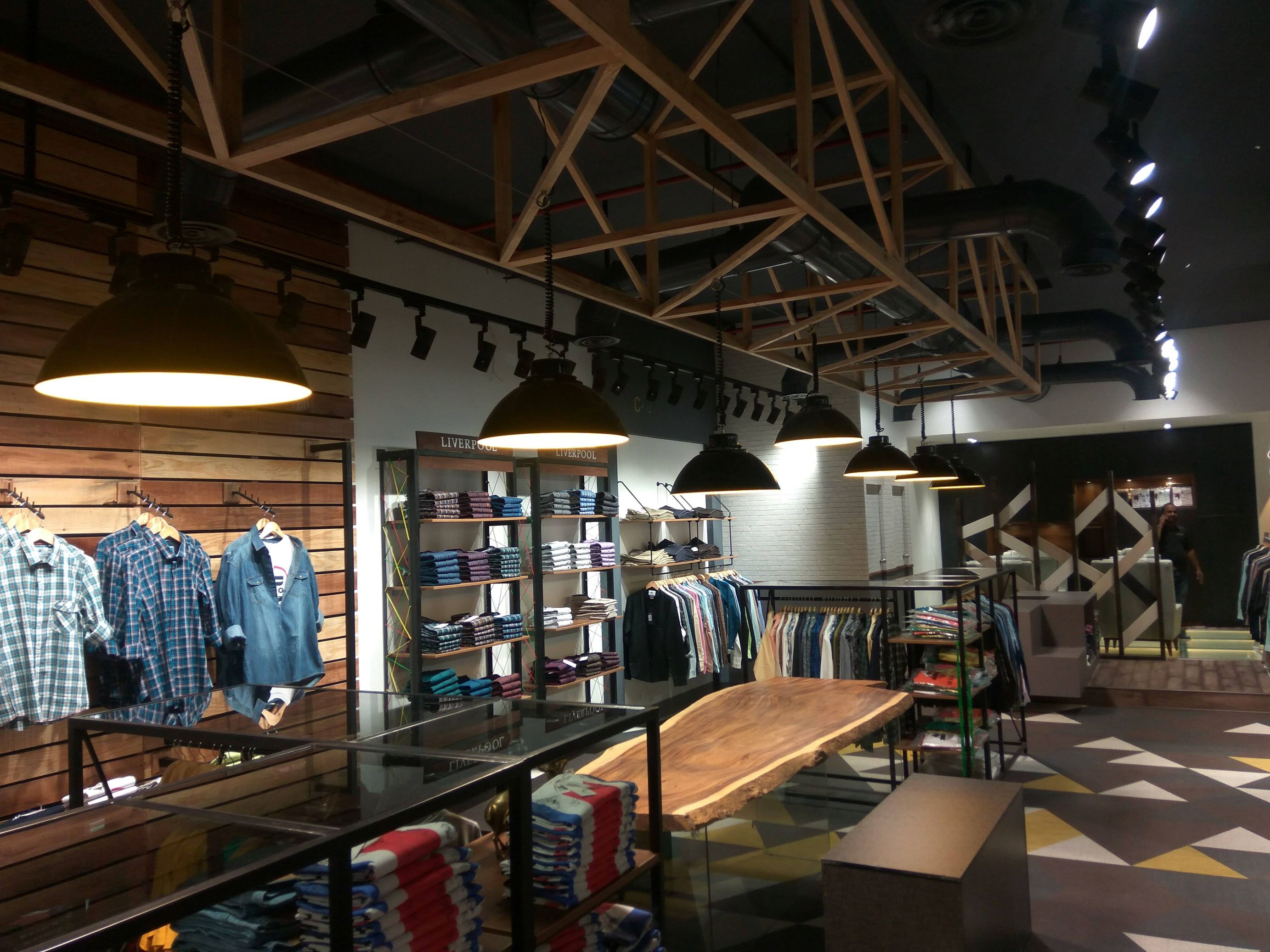 Showroom Lights